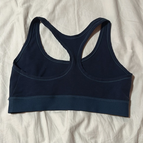 Skims - Picture 4 of 4